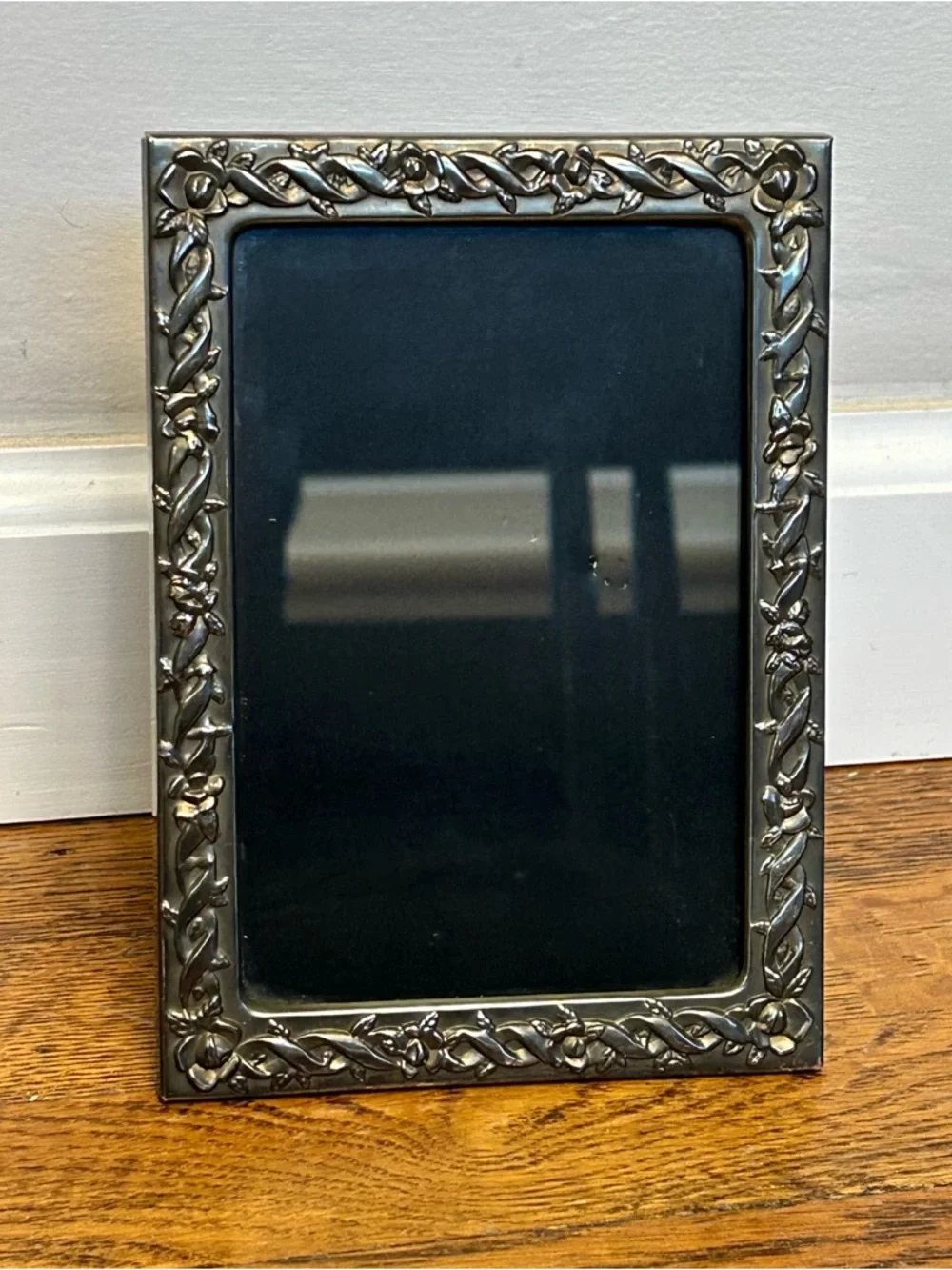 Vintage Silver Tone Floral Metal Picture Frame | Art Nouveau Style | 5x7